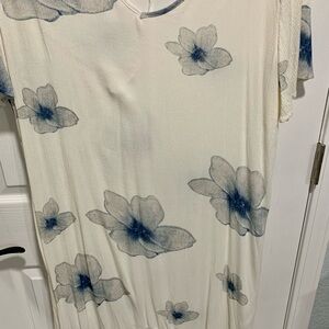 Light for summer cover ! Dress maxi! Cream and blue floral.